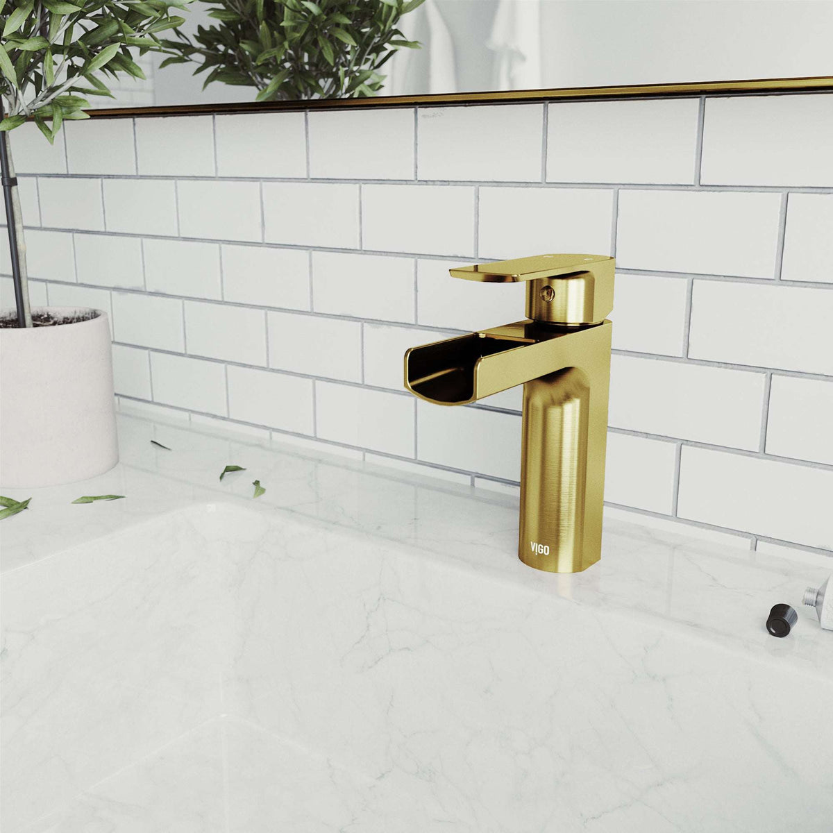 Kitchen Sink Faucet with Touchless Sensor Control – Pull-Down Spray Head