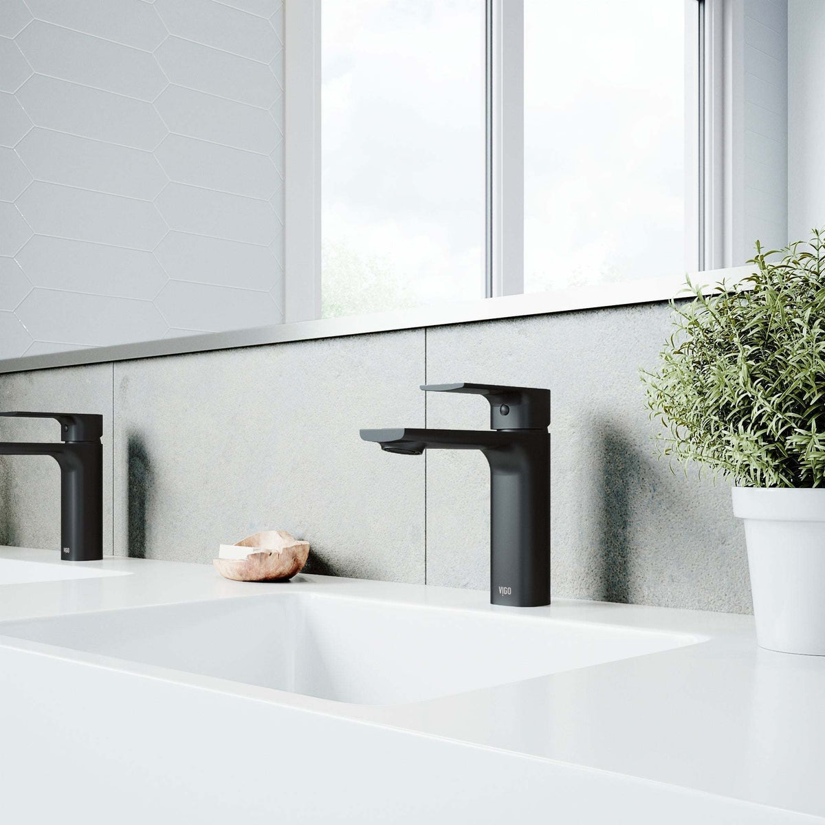 Davidson Single Hole Bathroom Faucet