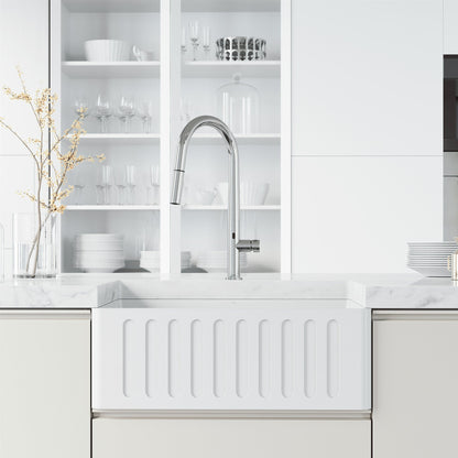 Touchless Pull-Down Kitchen Faucet – Smart Motion Sensor Water Control