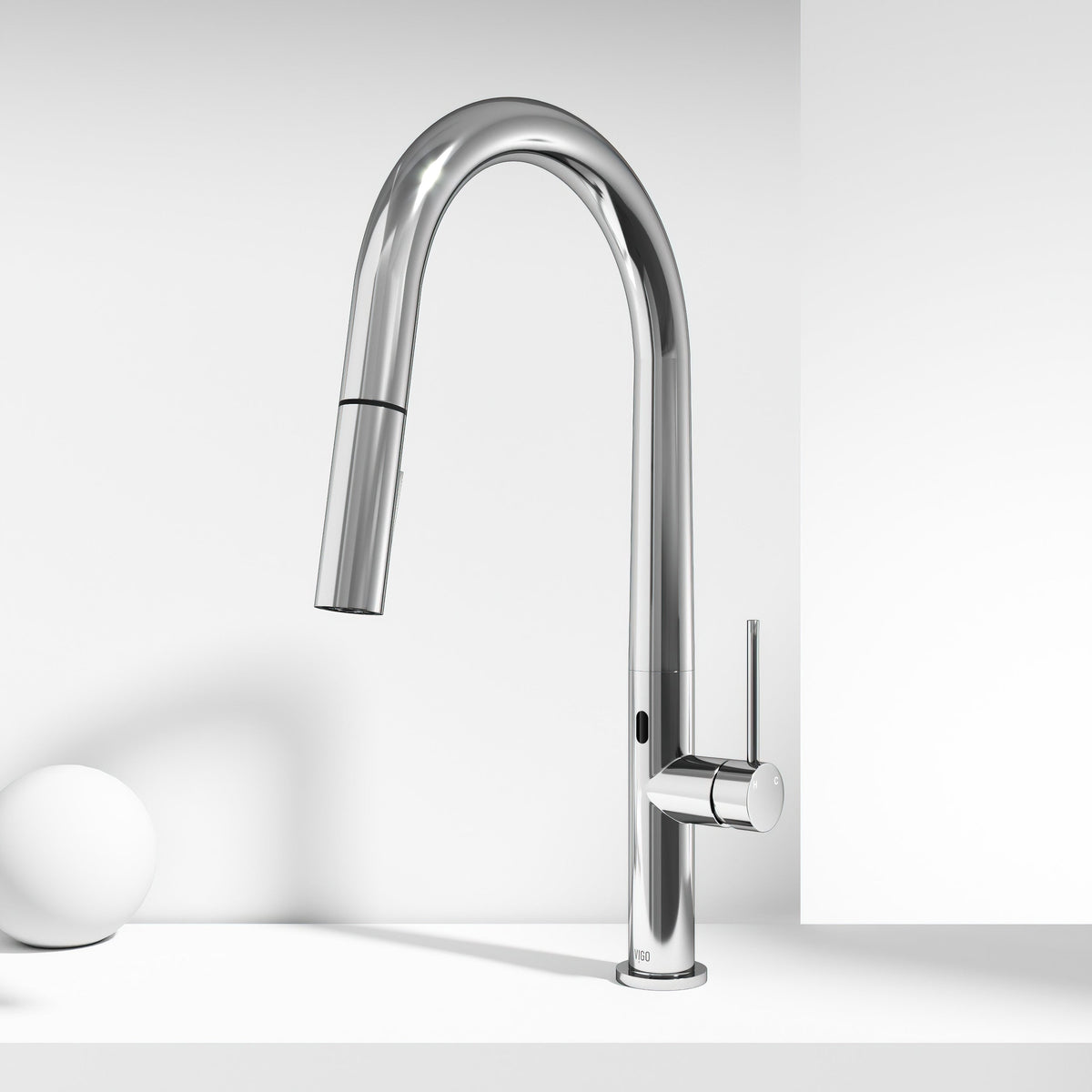 Touchless Pull-Down Kitchen Faucet – Smart Motion Sensor Water Control