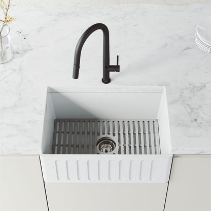 Touchless Pull-Down Kitchen Faucet – Smart Motion Sensor Water Control