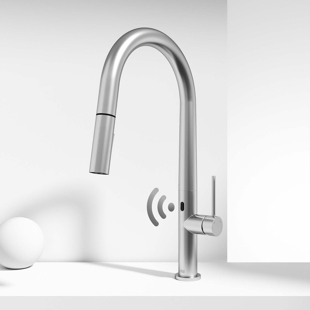 Touchless Pull-Down Kitchen Faucet – Smart Motion Sensor Water Control